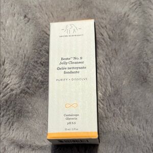 Drunk Elephant Beste No. 9 Jelly Cleanser - White